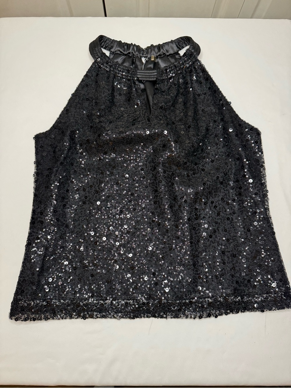 Tahari Women’s Medium Black Sequin Halter Top Sleeveless Medium